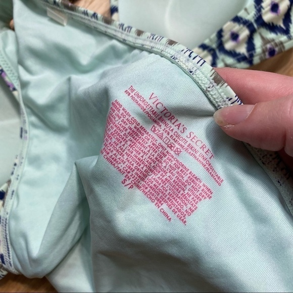 Victoria’s Secret Swim Suit Padded W/ 2 Bottoms 32A Small Blue Cat Eye Paisley - Picture 8 of 11